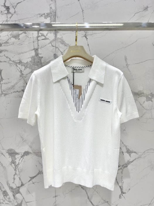 Футболка женская