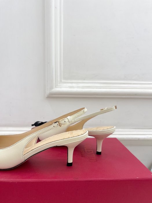 Босоножки фото 6