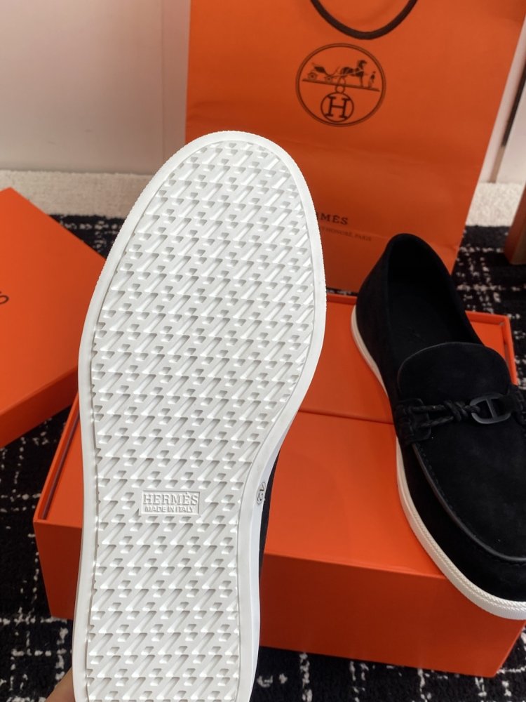 Лоферы женские фото 9