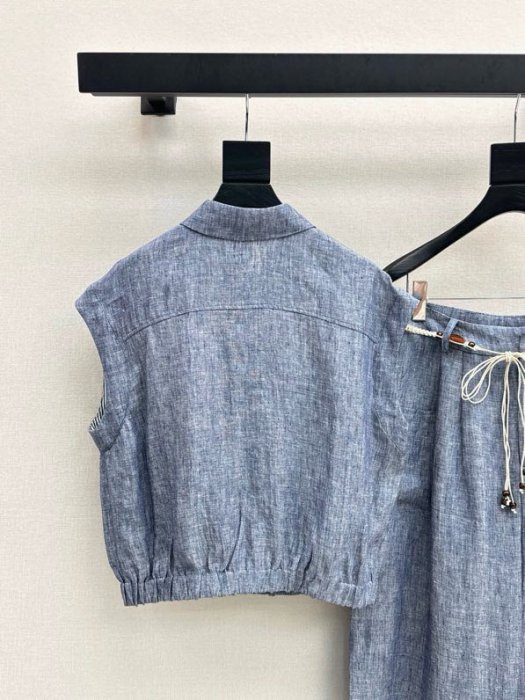 Костюм женский фото 4