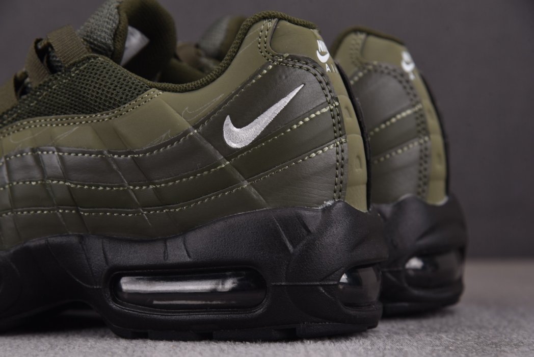 Кросівки Air Max 95 Cargo Khaki Reflective фото 13