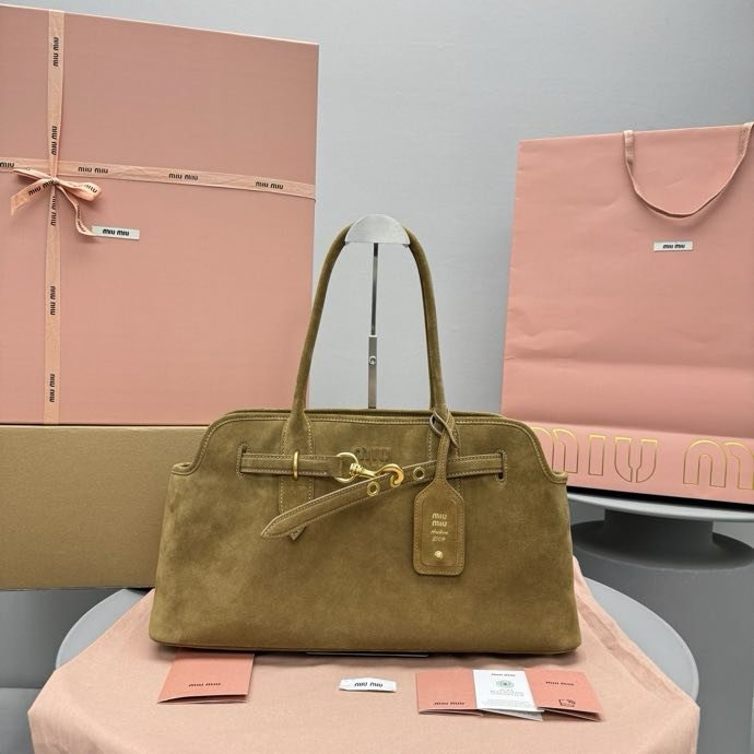 A bag leather women's 45 cm