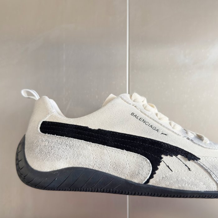 Кроссовки Balenciaga PUMA Ultrasoft Speedcat фото 8