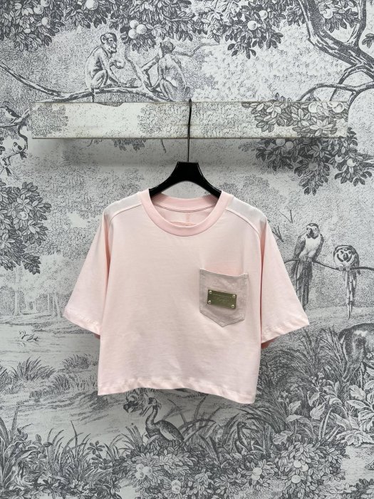 Футболка жіноча