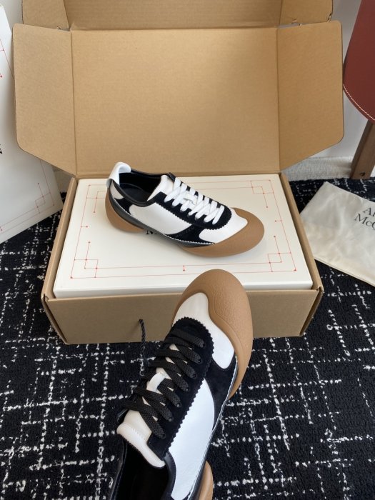 Кросівки фото 6