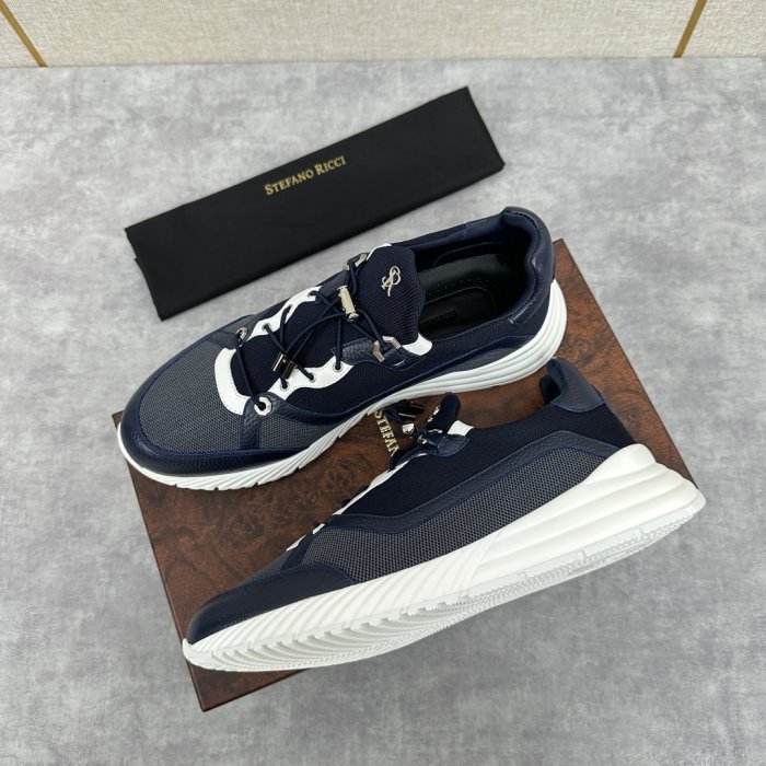 Кросівки фото 6