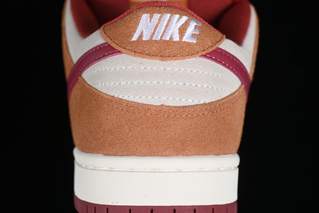 Sneakers SB Dunk Low Pro BQ6817-202 фото 11