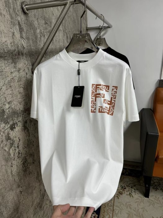 T-shirt men's фото 6