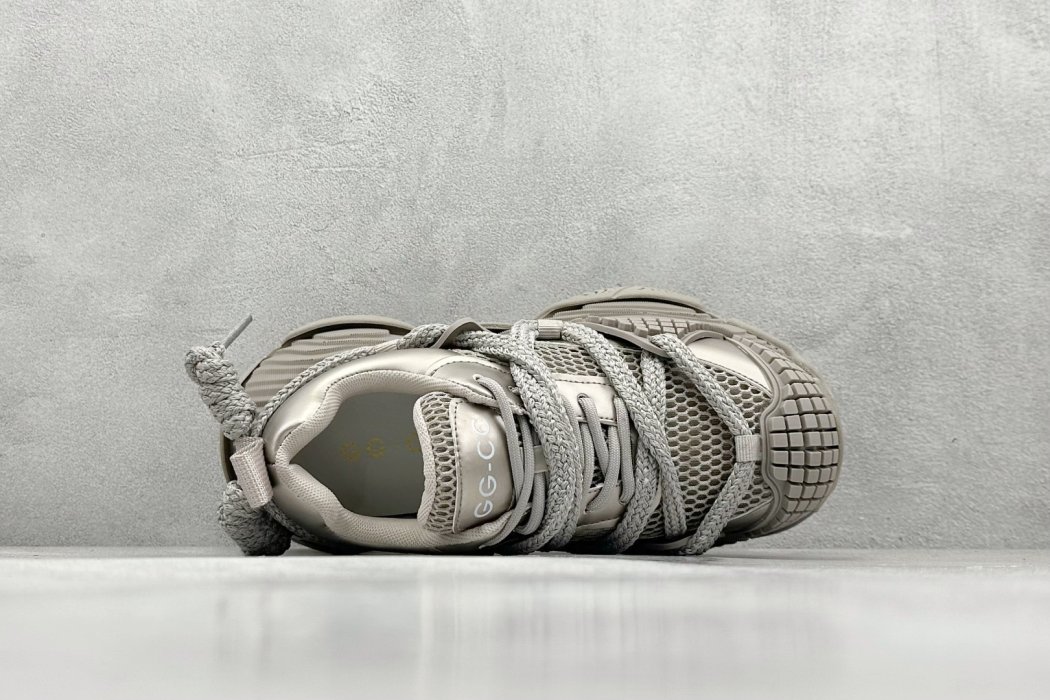 Sneakers фото 3