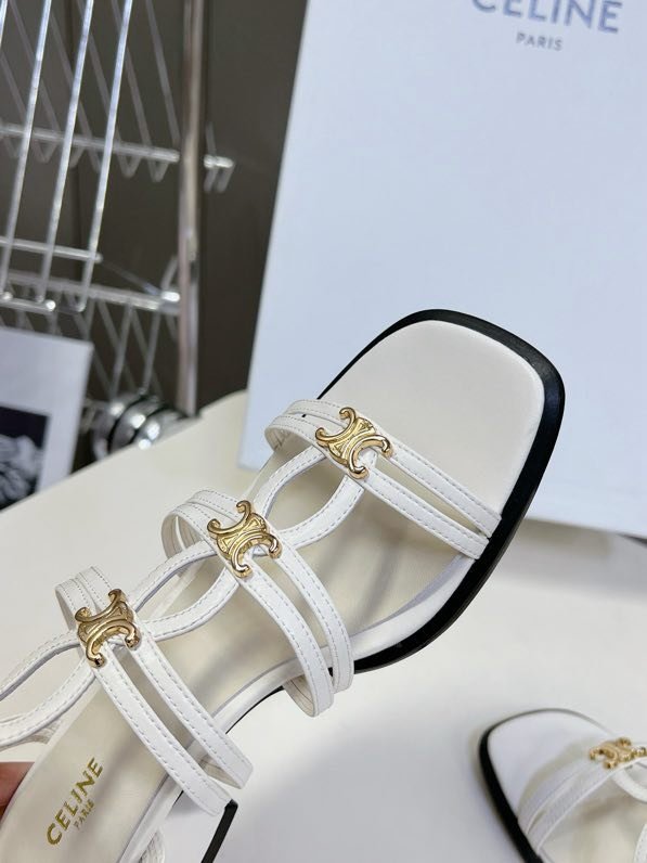 Босоніжки фото 8