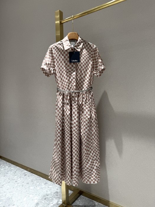 Плаття, Сукня