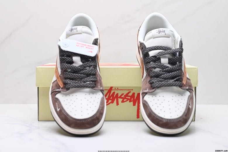 Sneakers Travis Scott x Air Jordan 1 Reverse Mocha AJ1 фото 7