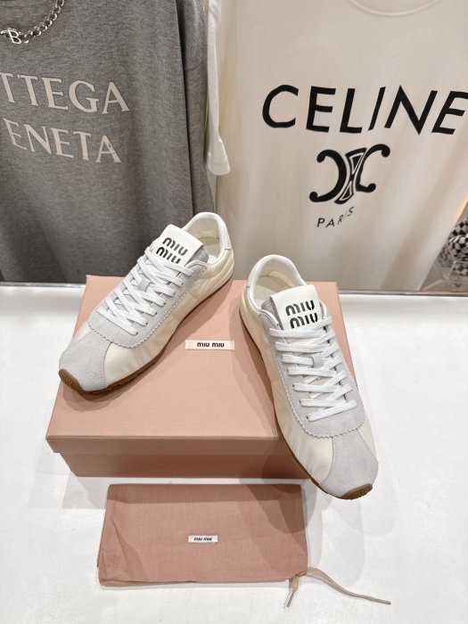 Кроссовки фото 2