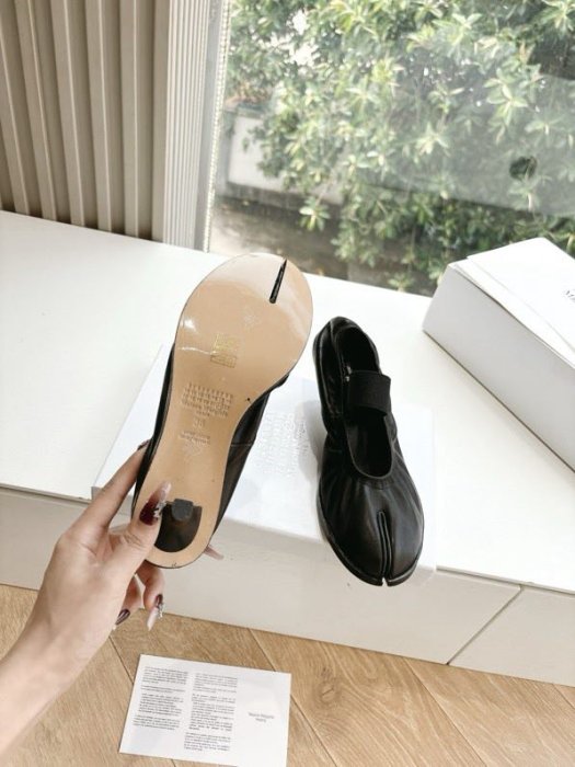 Туфли кожаные с раздвоенным носком фото 6