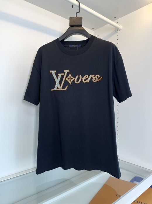 T-shirt men's