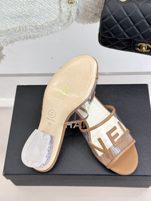 Босоножки фото 9