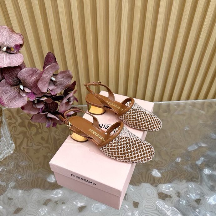 Босоніжки фото 9