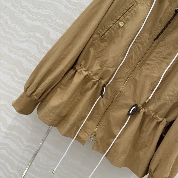 Куртка жіноча фото 5