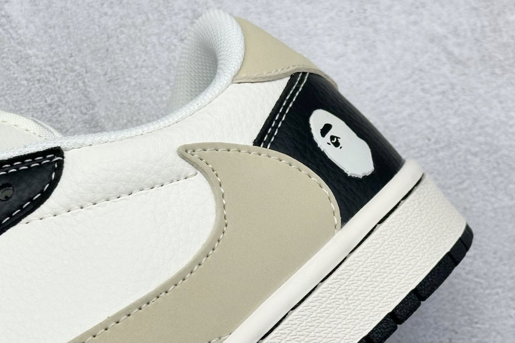 Кроссовки Travis Scott x Fragment Design x Air Jordan 1 Low OG SP AJ1 Bape фото 9