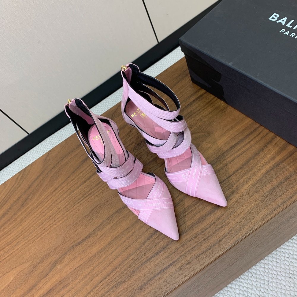 Босоножки фото 3