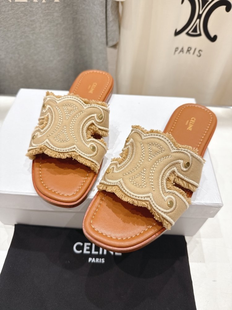 Шлепанцы женские фото 7