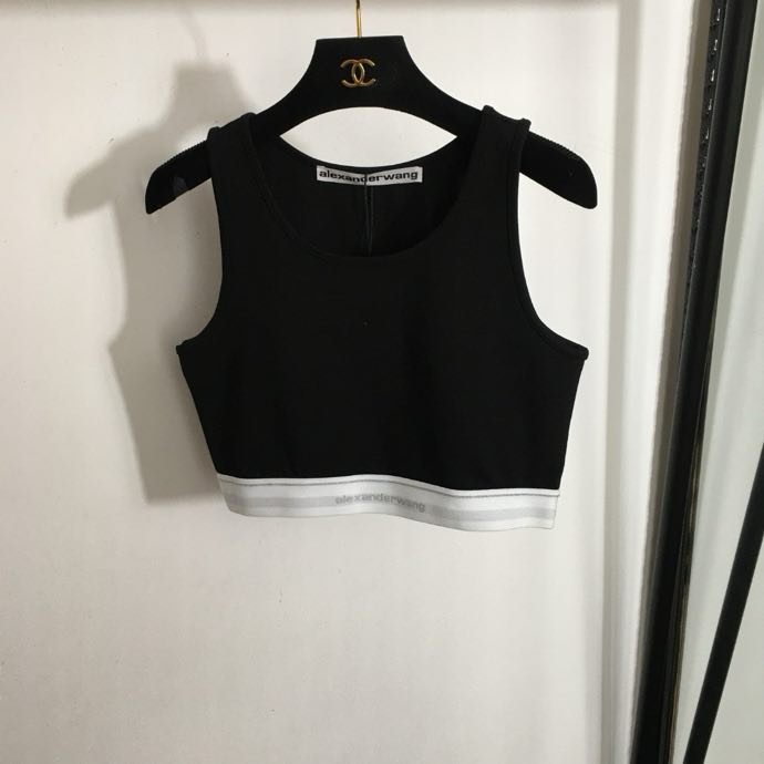 Костюм жіночий фото 4