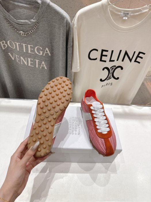 Кросівки фото 9