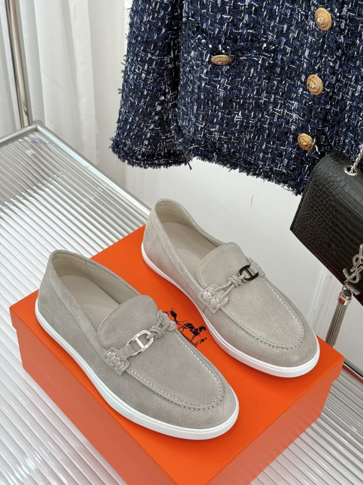 Лоферы женские фото 3