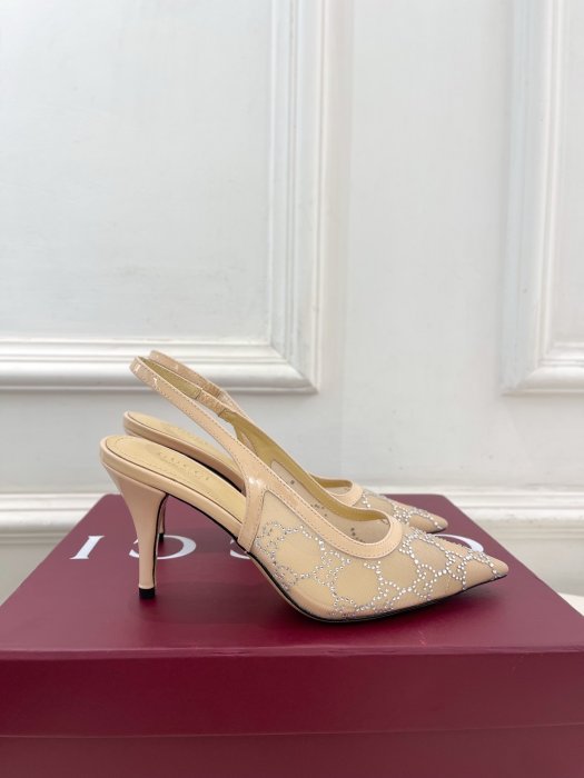 Босоножки фото 2