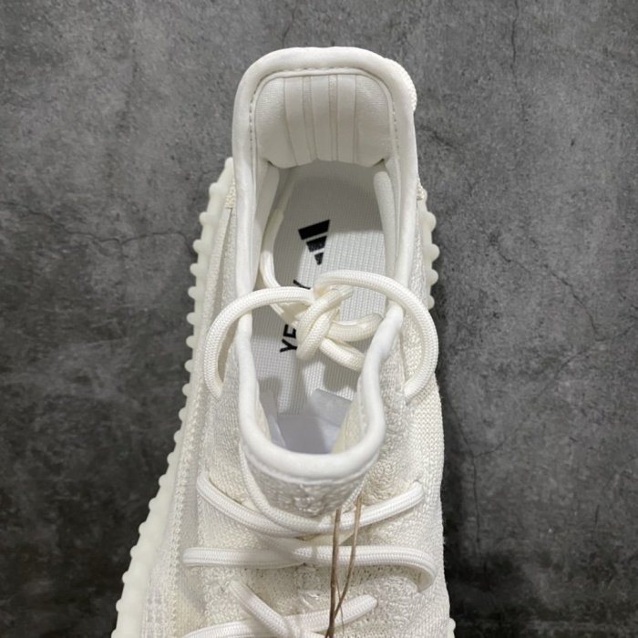 Sneakers Yeezy Boost 350 V2 Pure Oat HQ6316 фото 7