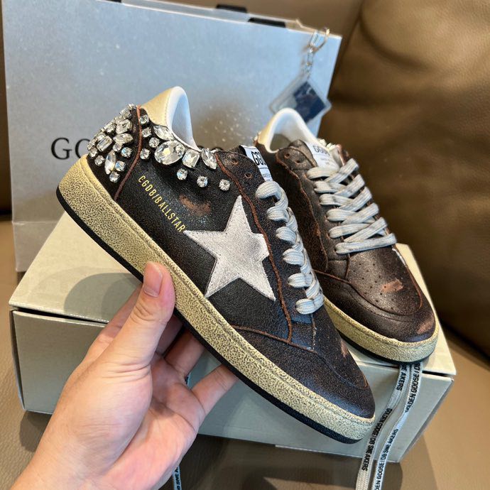 Sneakers SUPERSTAR leather from stone