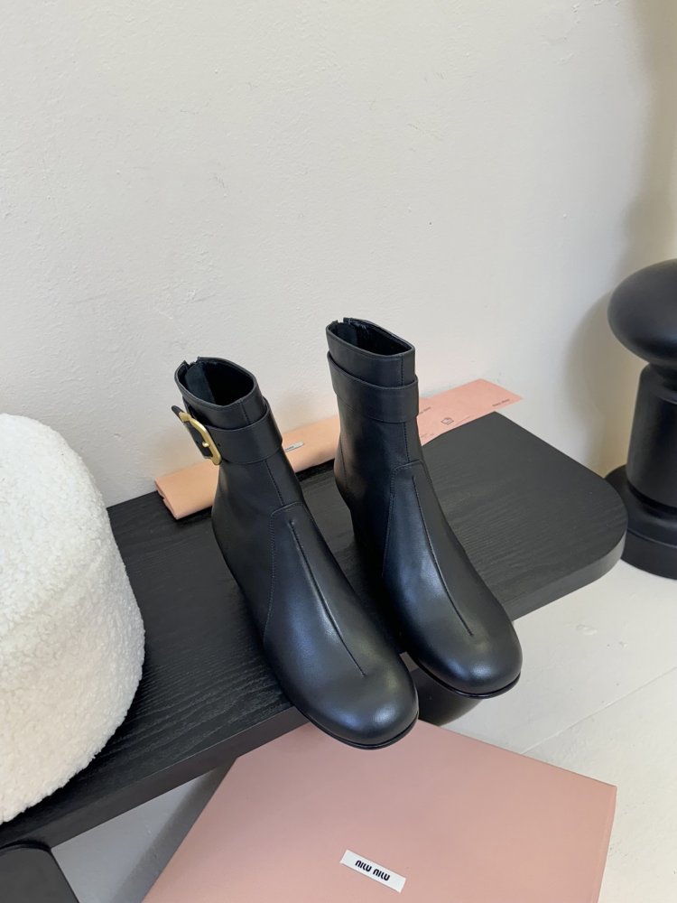 Ботинки женские фото 2