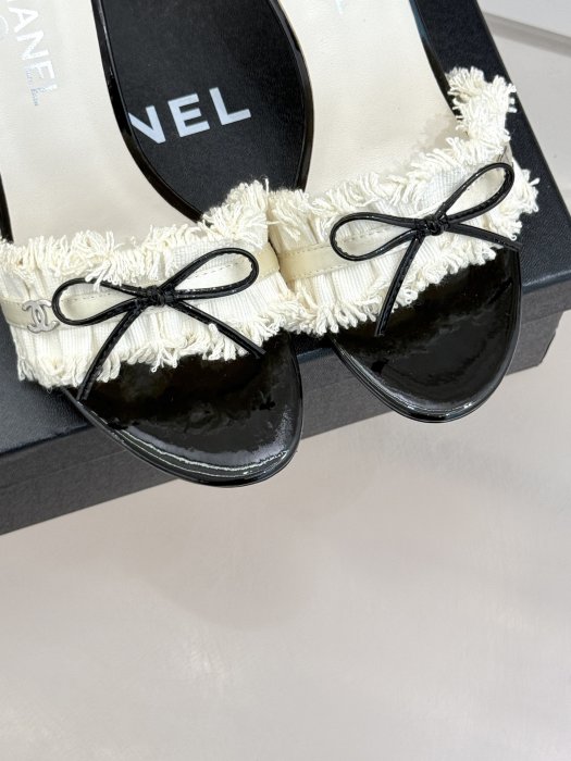 Босоножки фото 7