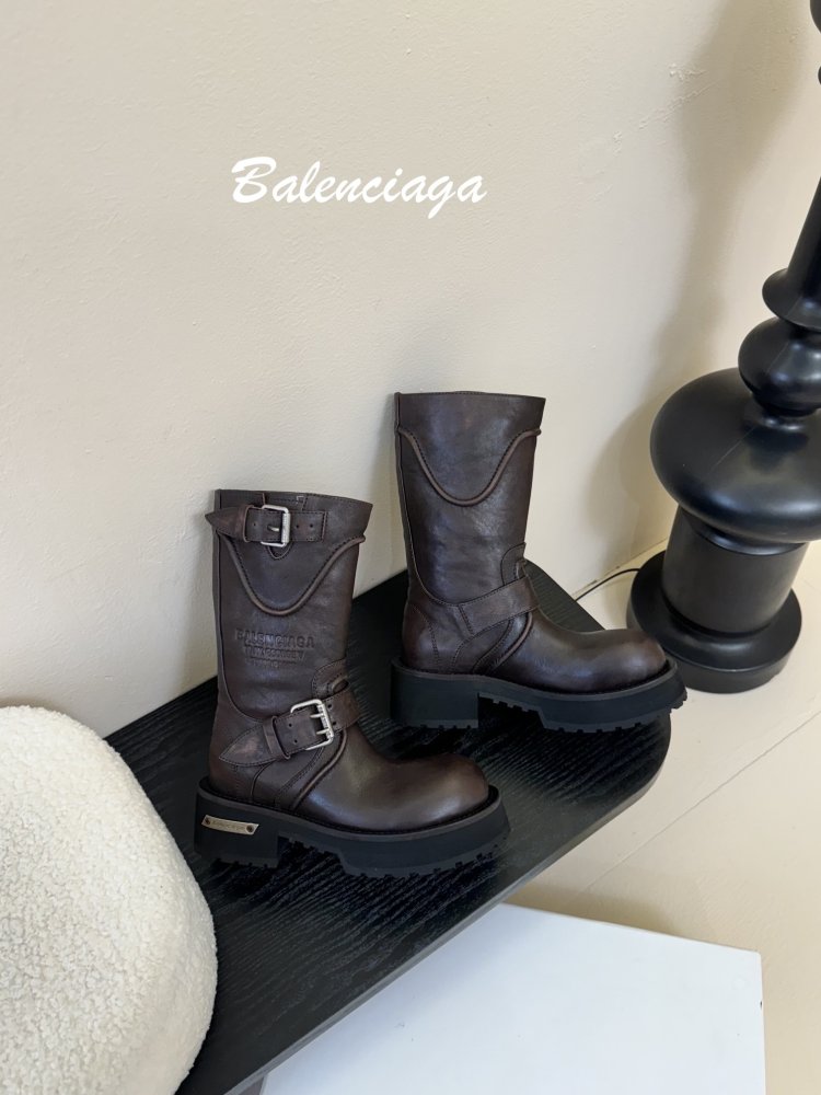 Чоботи жіночі фото 4