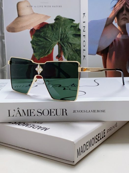 Очки солнцезащитные Z1700U