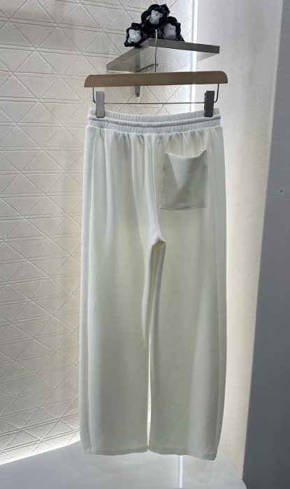 Брюки жіночі фото 2