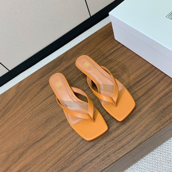 Шльопанці жіночі фото 2