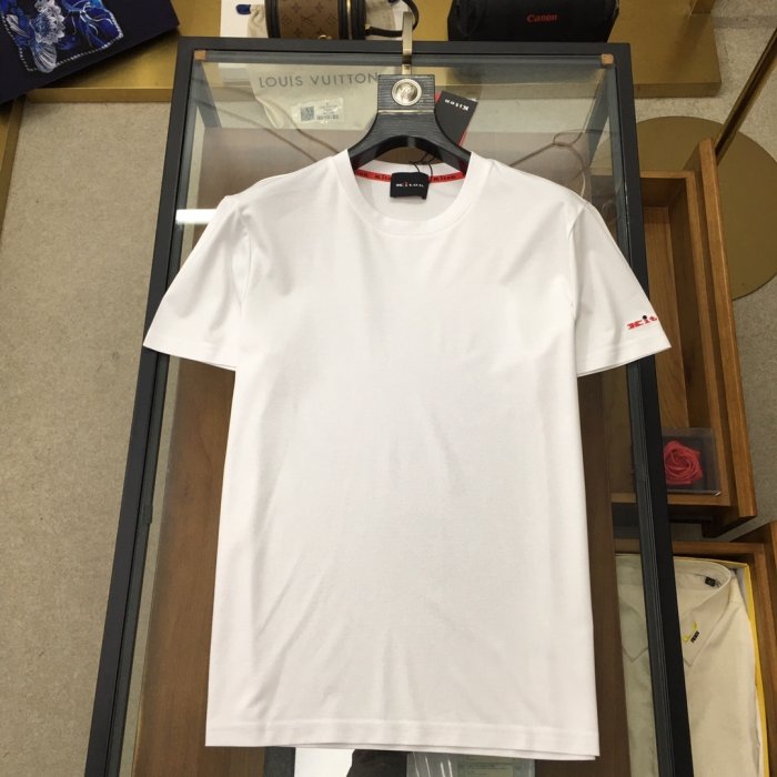 T-shirt men's фото 3