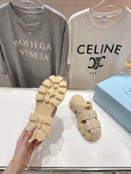 Босоніжки фото 9