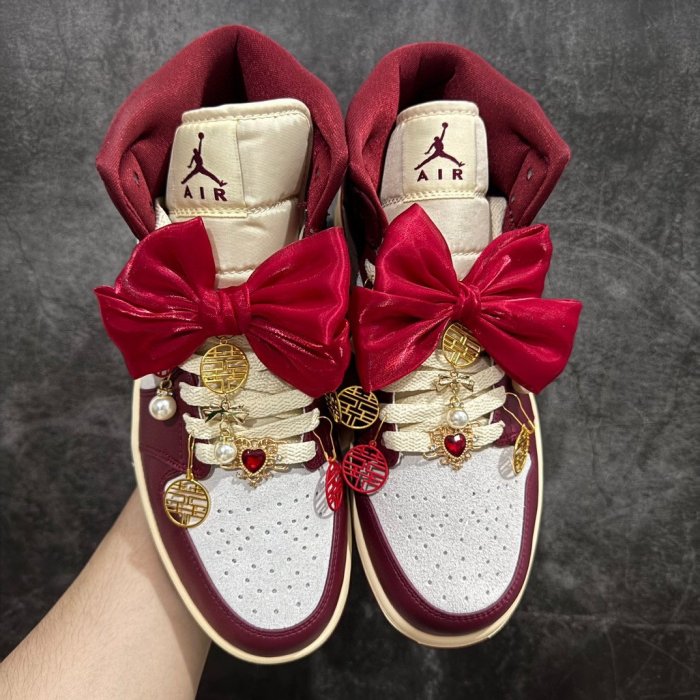 Кроссовки Air Jordan 1 Mid фото 11