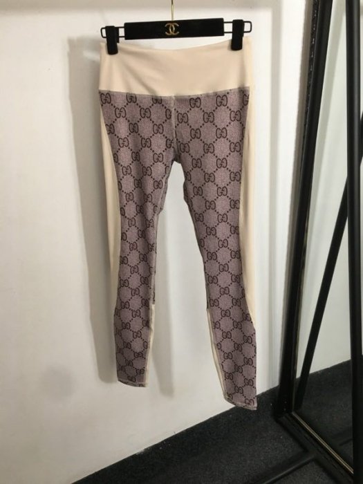 Костюм жіночий фото 3