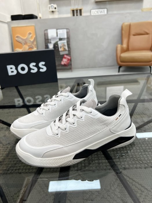 Кросівки чоловічі