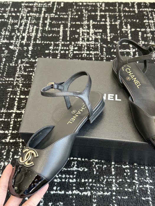 Босоножки фото 7