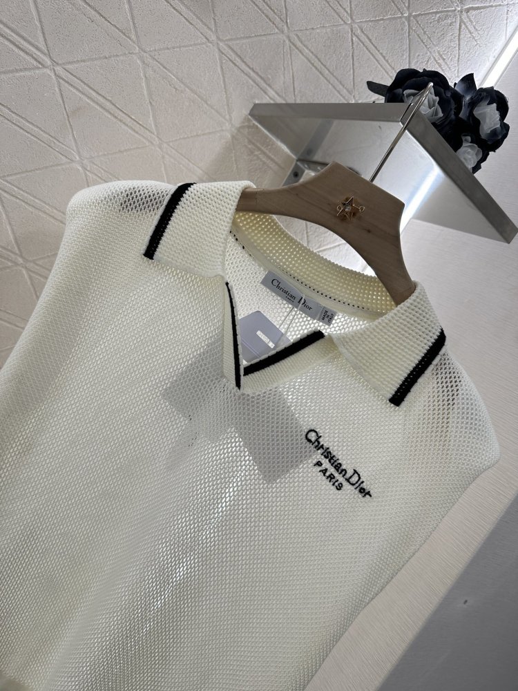 Футболка жіноча фото 7