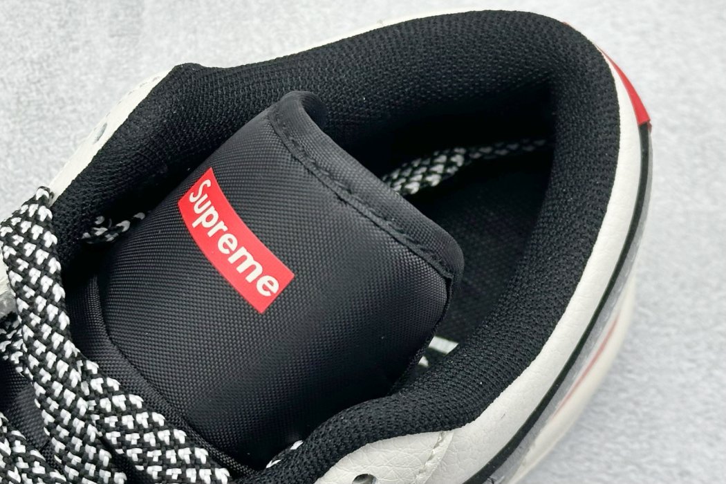 Кроссовки Air Jordan 1 Retro Low x Supreme фото 8