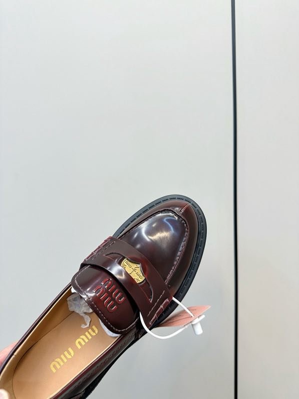 Лоферы женские на платформе фото 3