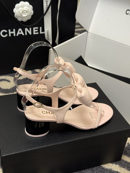 Босоножки фото 3