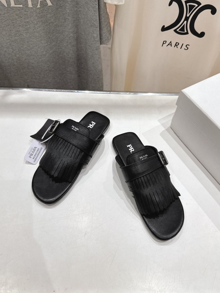 Шльопанці жіночі фото 2