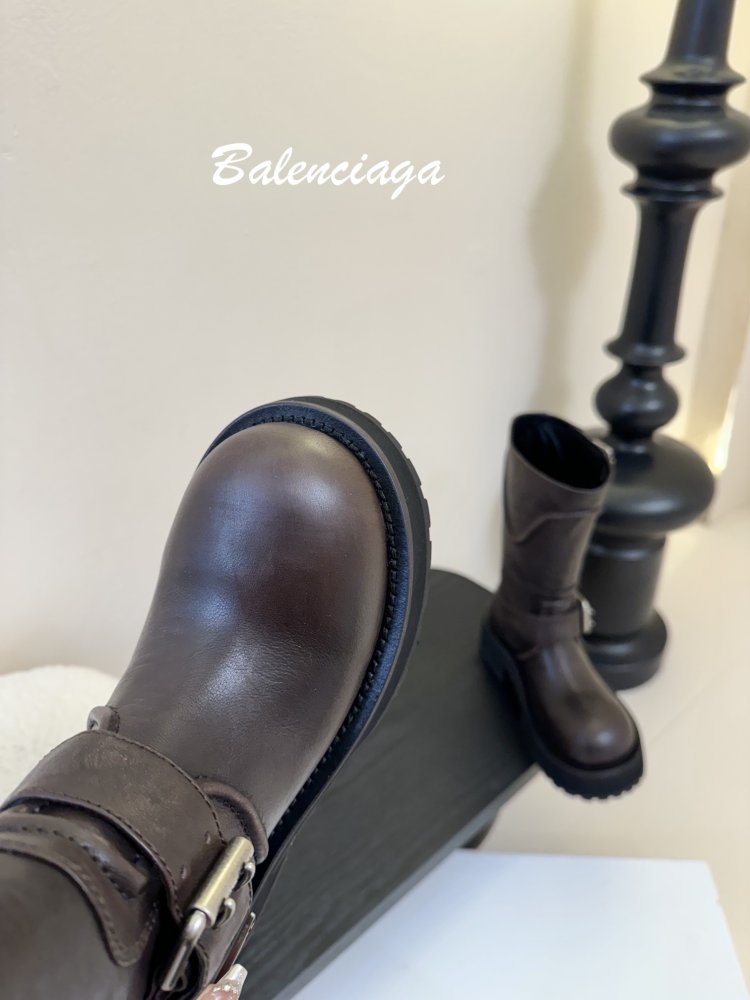 Чоботи жіночі фото 6