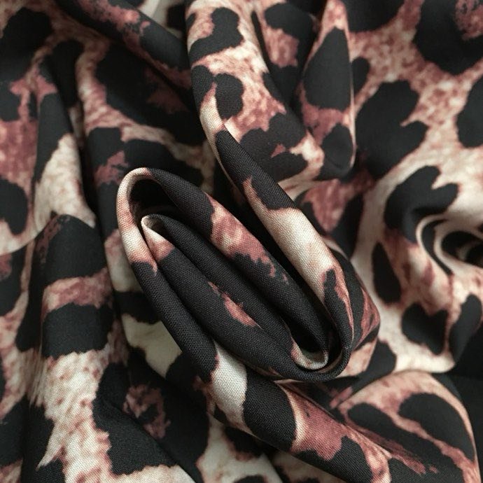 Куртка жіноча в леопардовому стилі фото 3